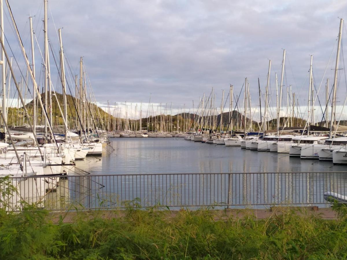 Imagine972 Martinique Bateau Hotel A Quai Le Marin 3 Cabines 3 Salles De Bains 6 Pers Maxi Eksteriør bilde
